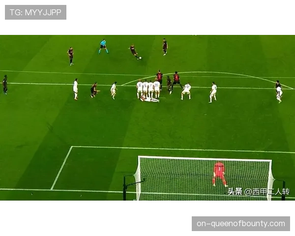 勒沃库森格里马尔多主导比赛，边路突破威胁强大