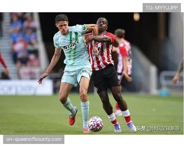 埃弗顿主场迎战利兹联，欧战与保级悬念交织